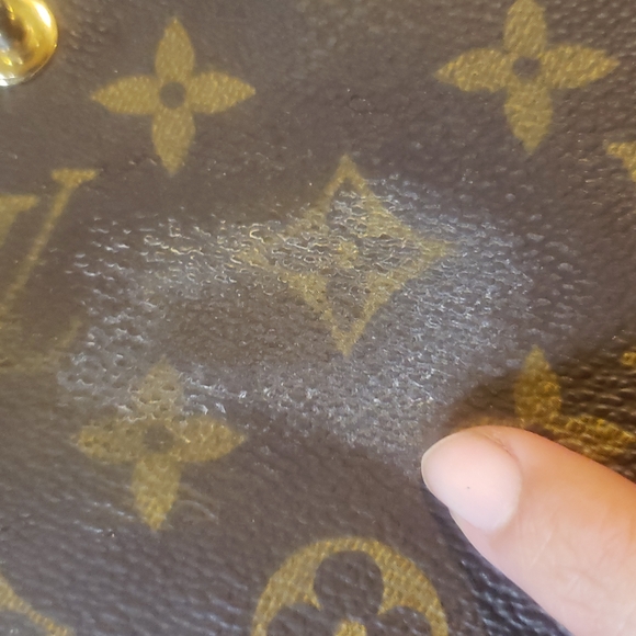 Louis Vuitton St Germain - Picture 17 of 17